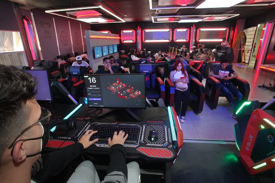 UCAB-Academia-e.Sports